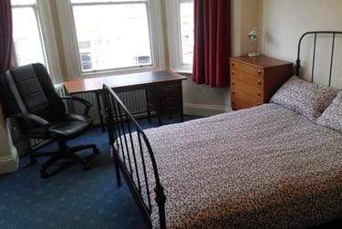 10 bed house, Lake street, Forest park, Nottingham, NG74BT - Image 5